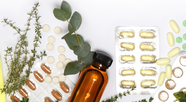 Le top 10 des huiles essentielles à avoir dans sa pharmacie